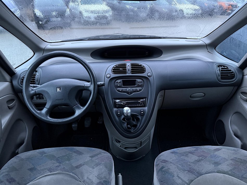 Citroën Xsara Picasso 1.6i 