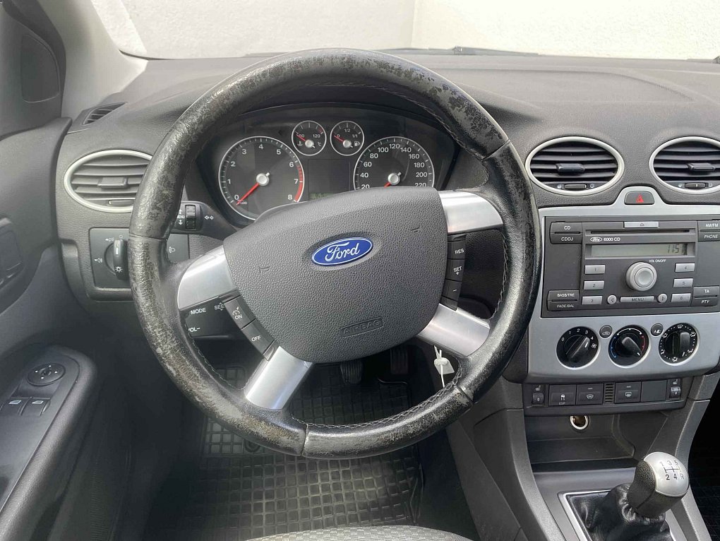 Ford Focus 1.4i 