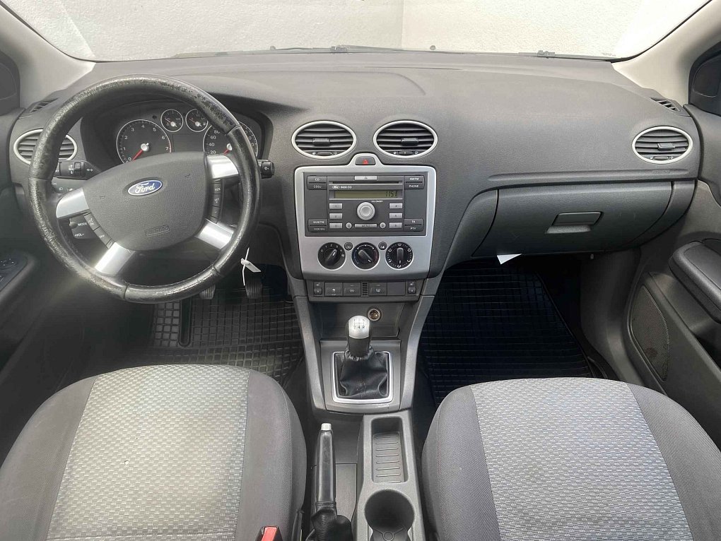 Ford Focus 1.4i 