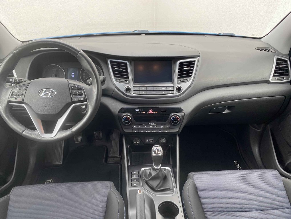 Hyundai Tucson 1.7 CRDi Trikolor 2WD