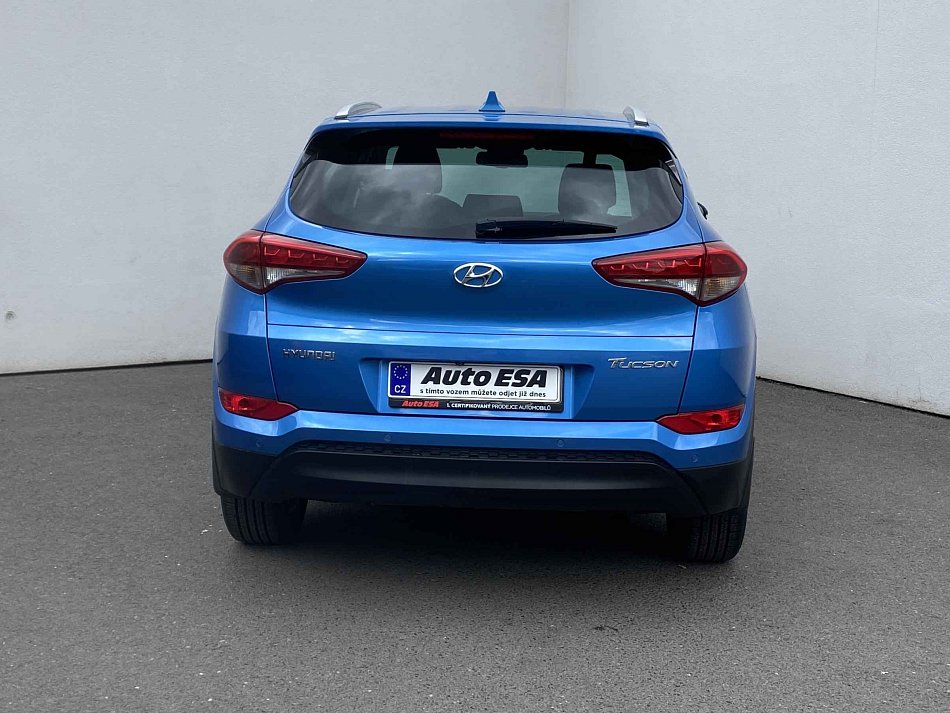 Hyundai Tucson 1.7 CRDi Trikolor 2WD