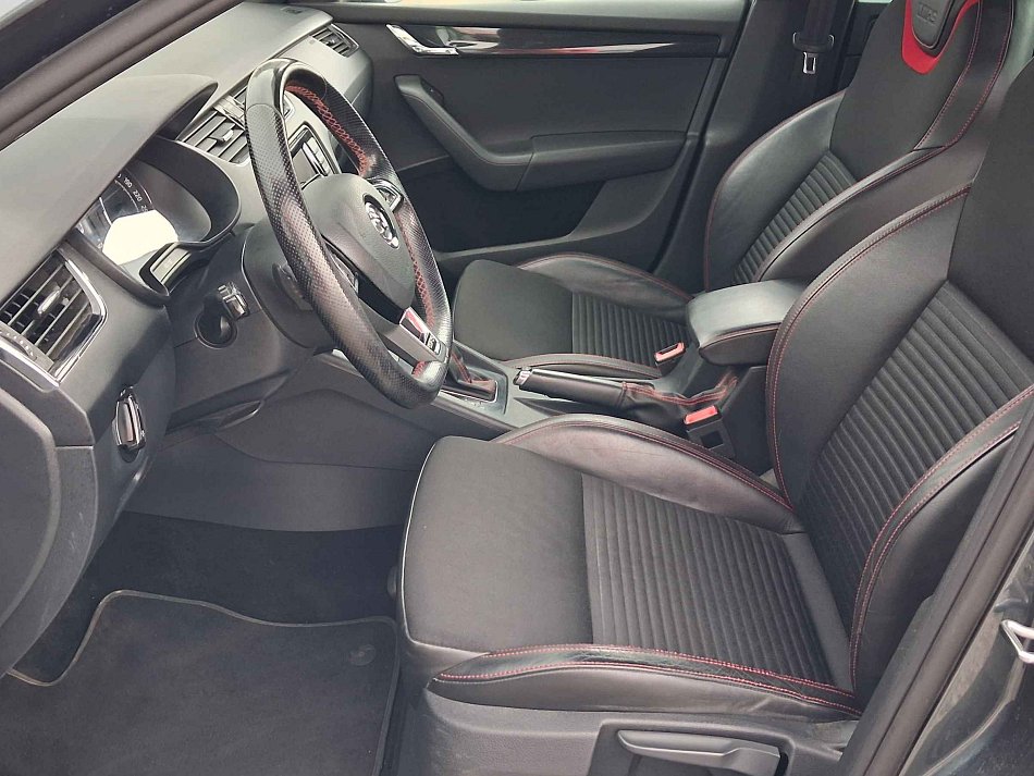 Škoda Octavia III 2.0 TDi RS Challange
