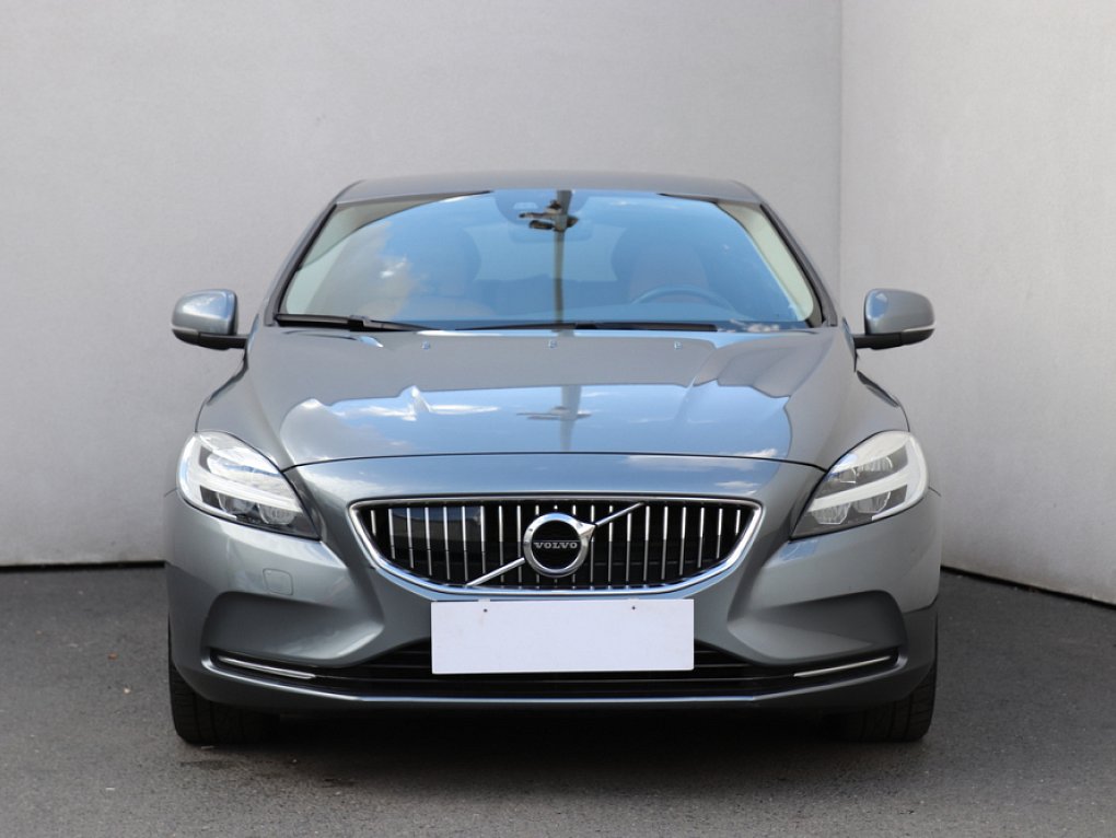 Volvo V40 2.0i 