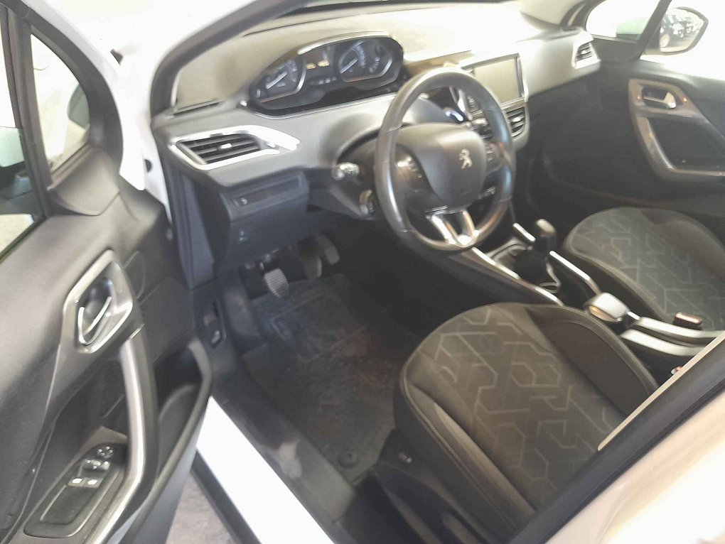 Peugeot 2008 1.2 