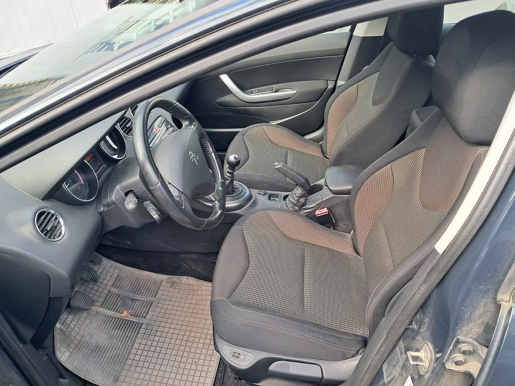 Peugeot 308 1.6 