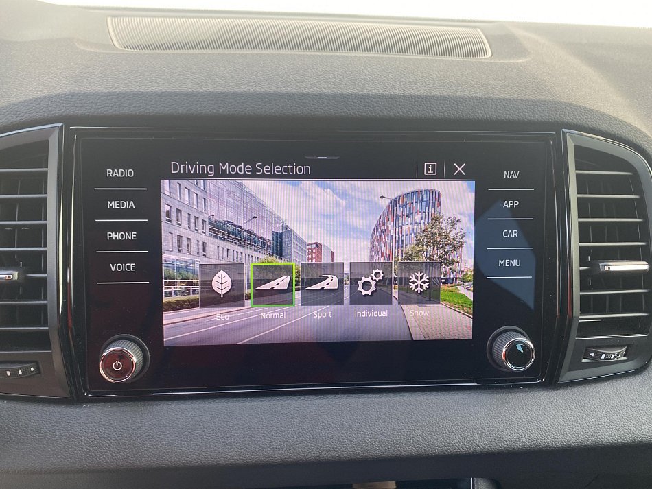 Škoda Karoq 2.0 TSi SportLine 4X4