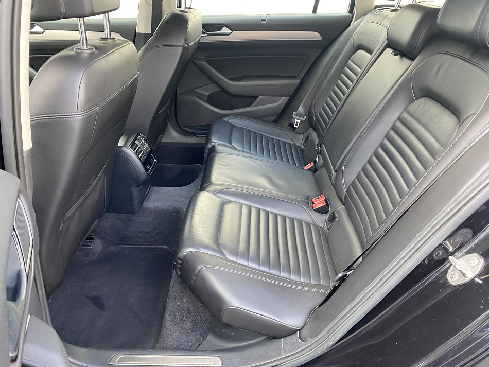 Volkswagen Passat 2.0 TDi Highline