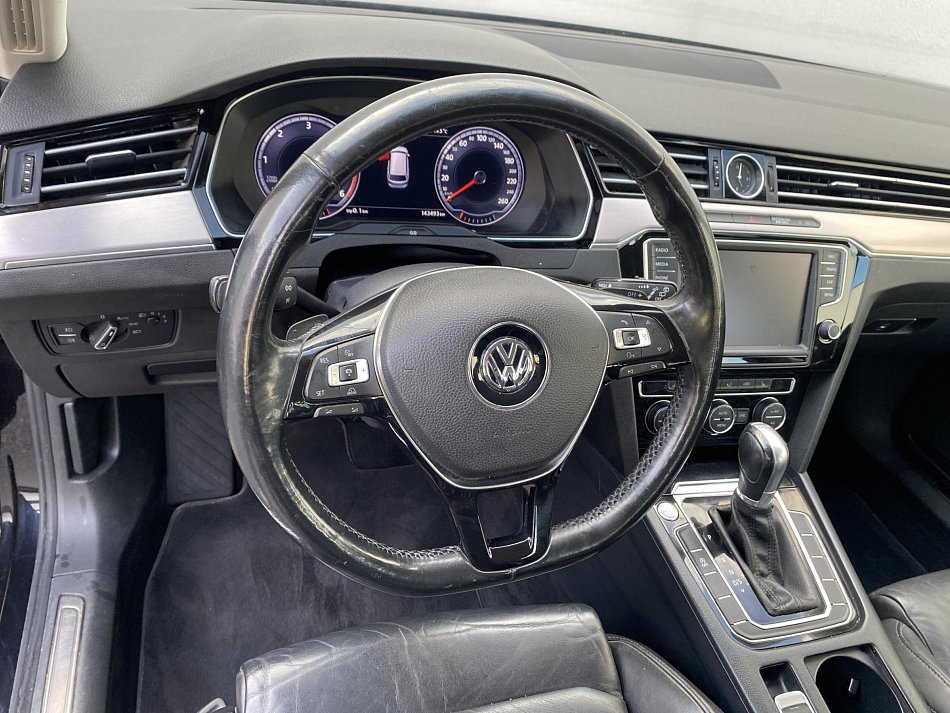 Volkswagen Passat 2.0 TDi Highline