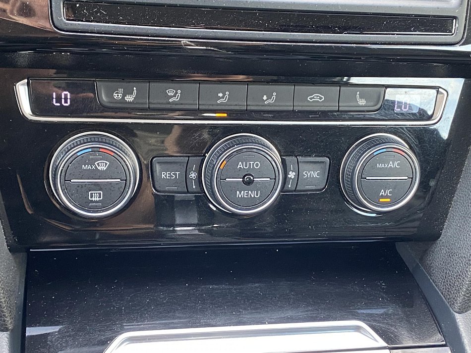 Volkswagen Passat 2.0 TDi Highline