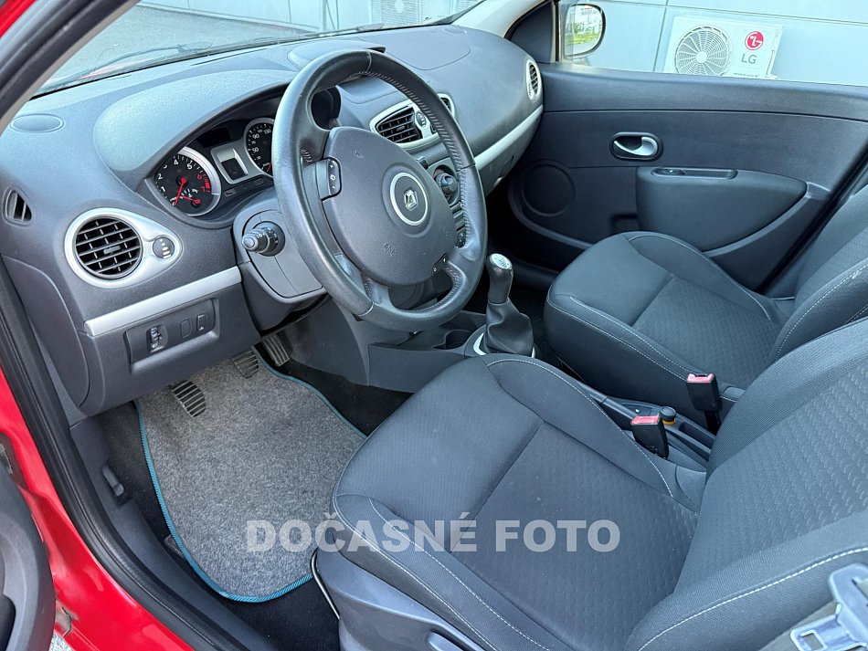 Renault Clio 1.2i 
