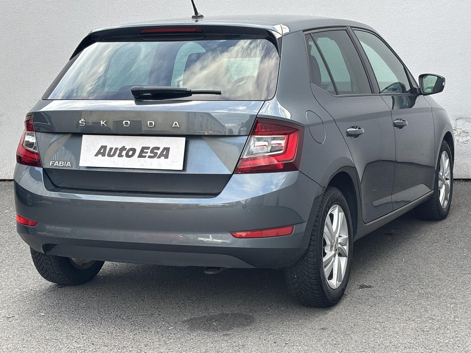 Škoda Fabia III 1.0 TSi Ambition