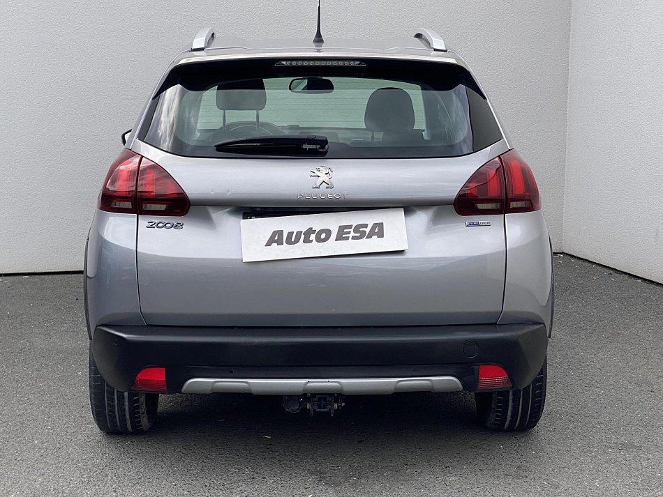 Peugeot 2008 1.2 PT Allure