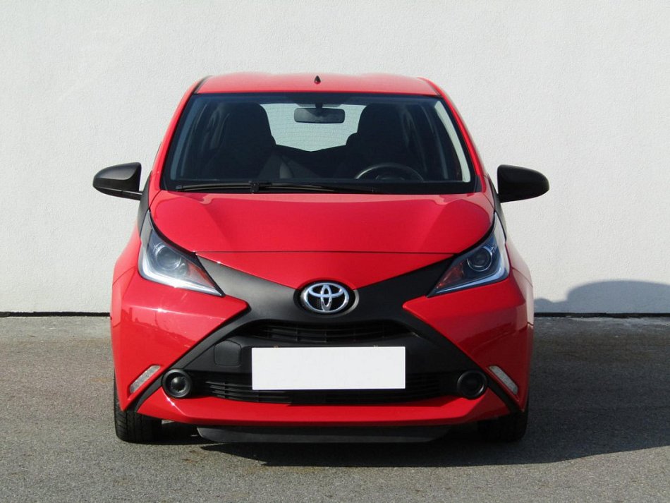 Toyota Aygo 1.0 i X-play