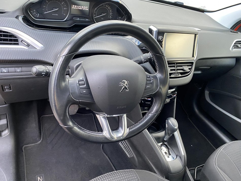 Peugeot 208 1.2 PT TechEdition