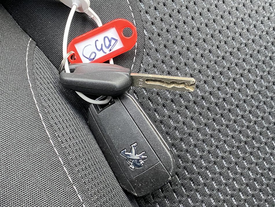 Peugeot 208 1.2 PT TechEdition