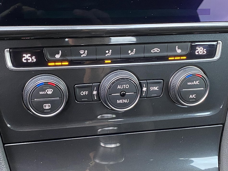 Volkswagen Golf 1.0TSi Comfortline