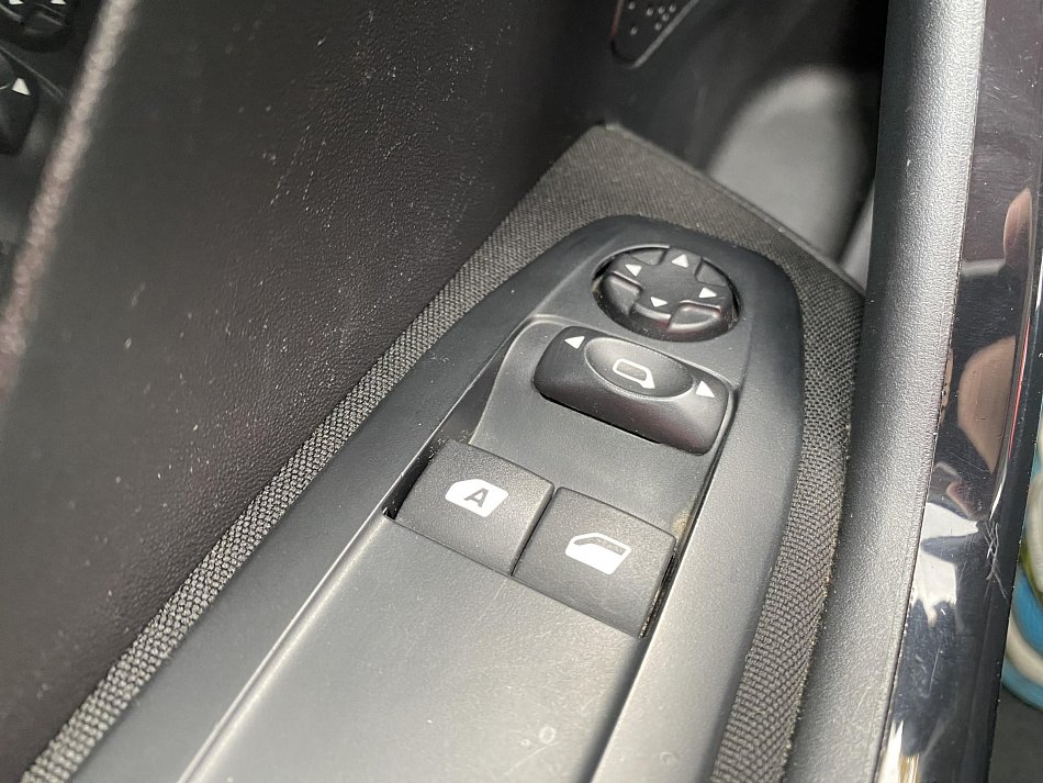 Peugeot 208 1.2 PT Active