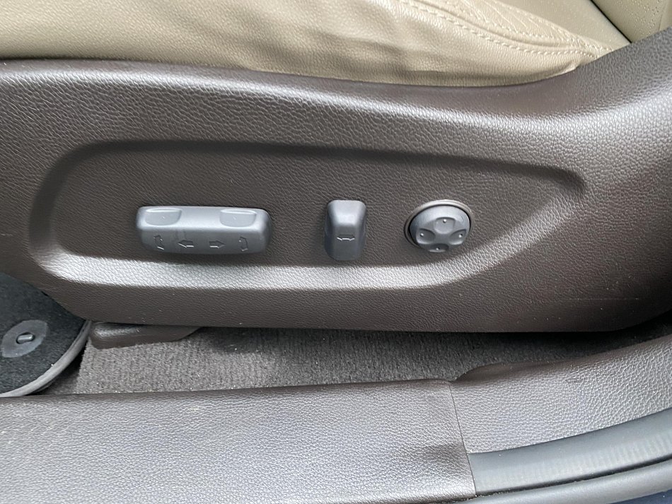 Hyundai Santa Fe 2.2 CRDi Luxury 4x4, 7míst