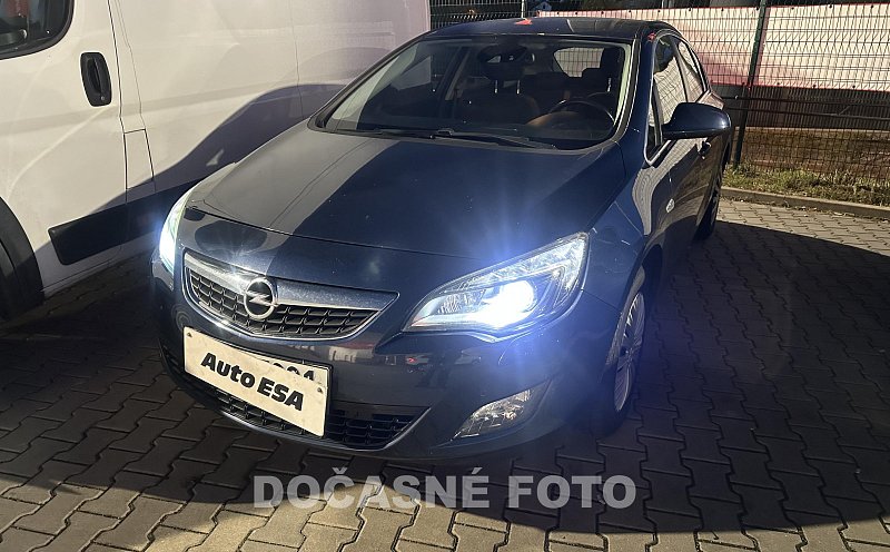 Opel Astra 1.4 T 
