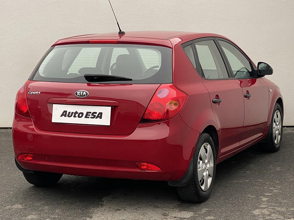 Kia Ceed 1.4 16V 