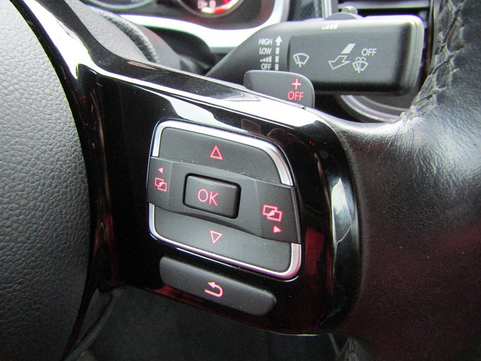 Volkswagen Beetle 2.0 TDi 