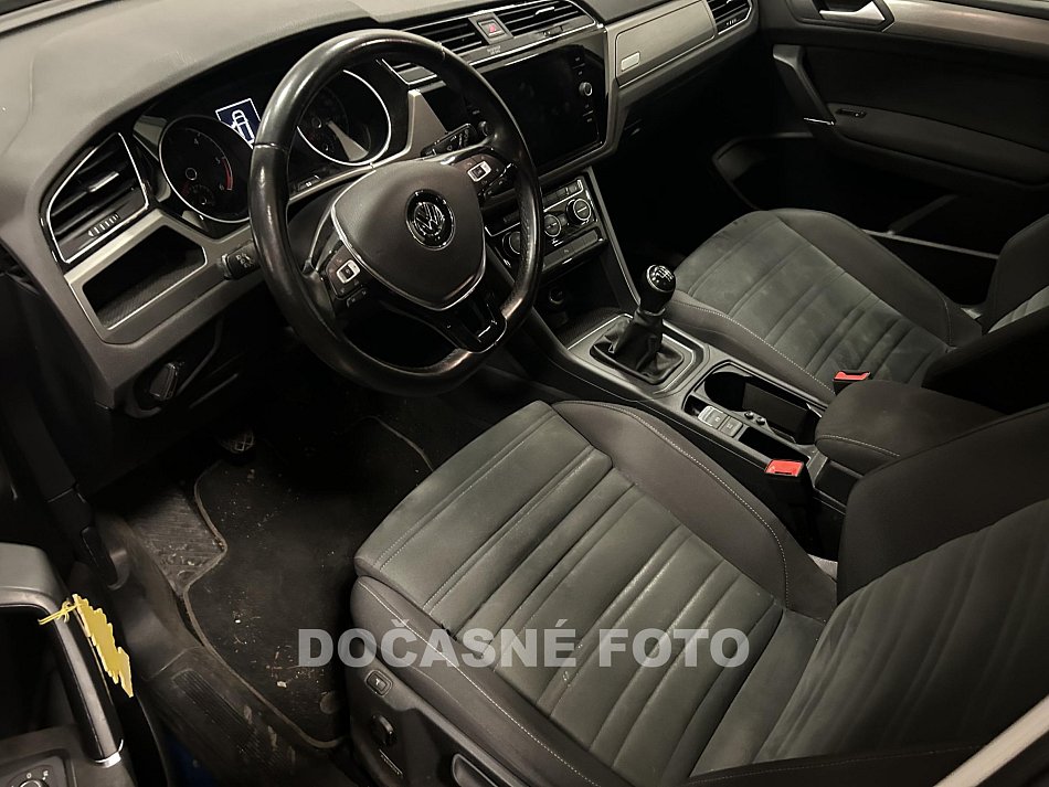 Volkswagen Touran 2.0 TDi 