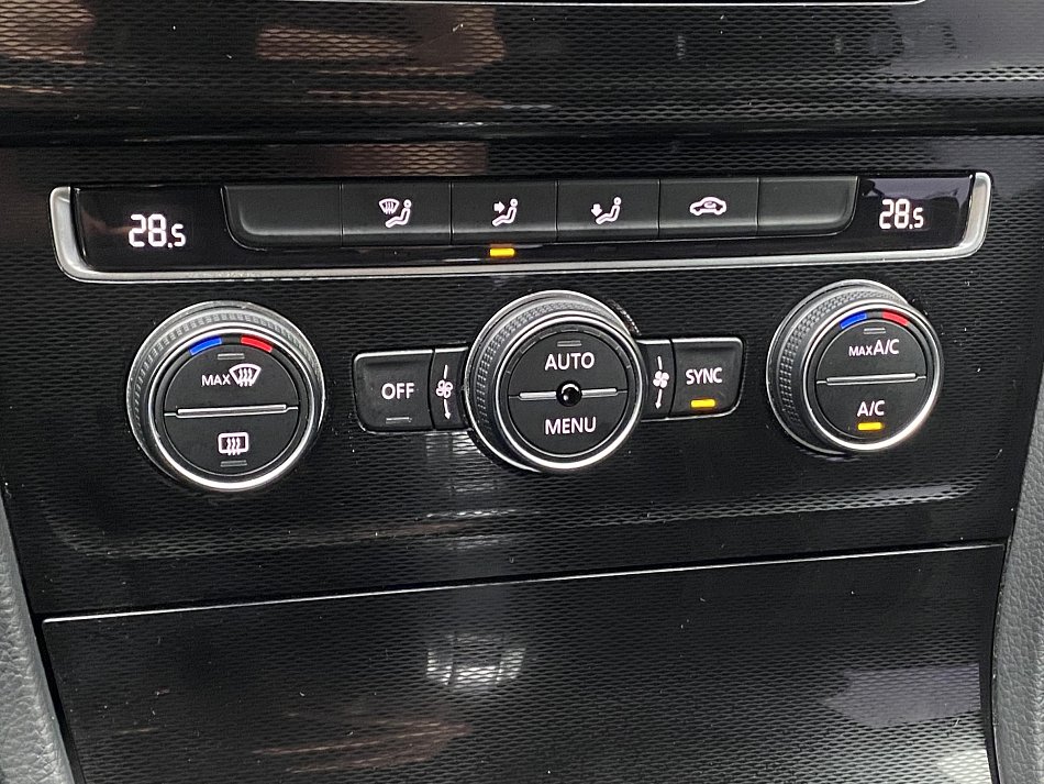 Volkswagen Golf 2.0 TDi GTD