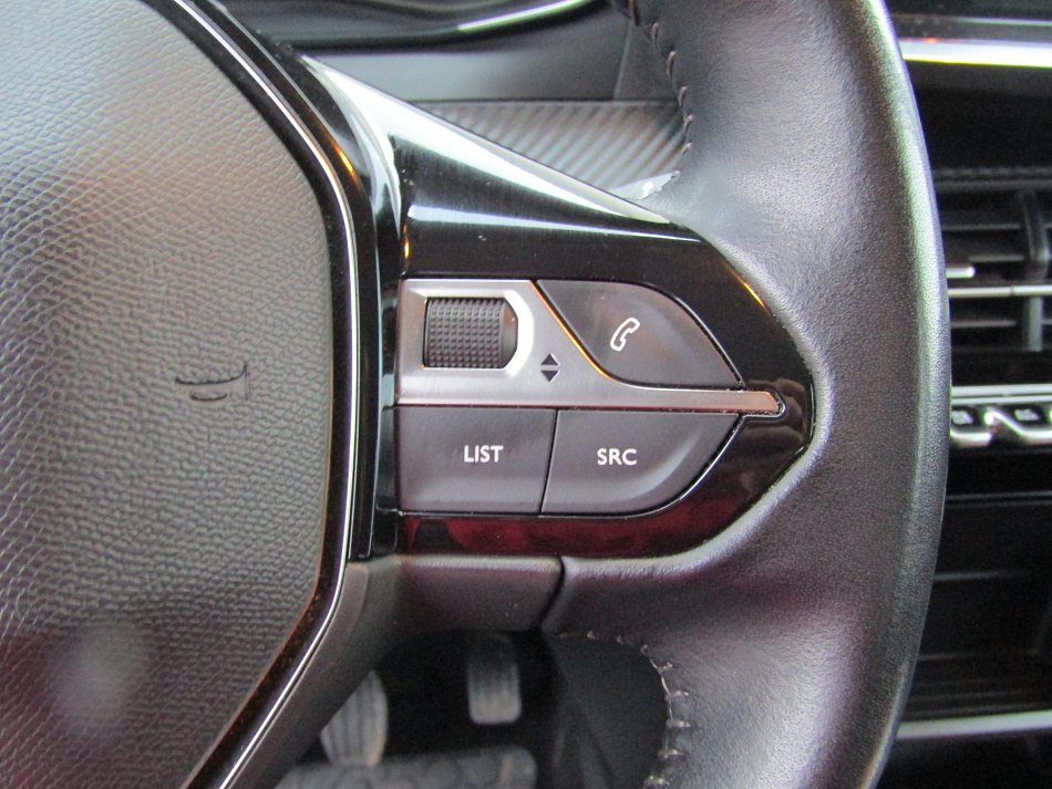 Peugeot 2008 1.2 PT Active