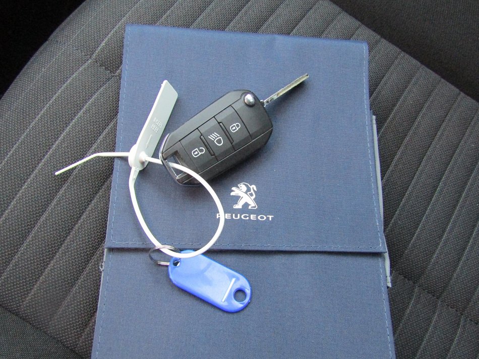 Peugeot 2008 1.2 PT Active