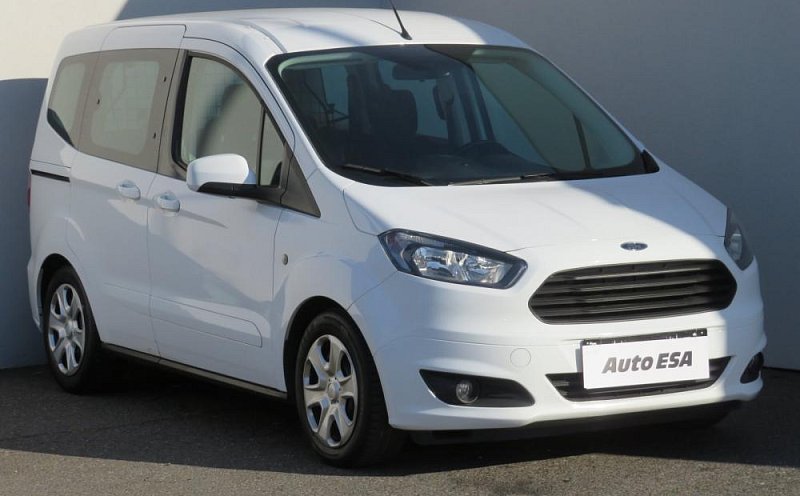 Ford Tourneo Courier 1.0T 