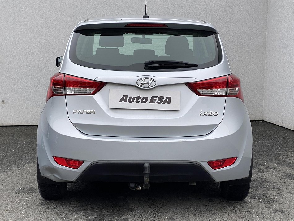 Hyundai Ix20 1.4i 