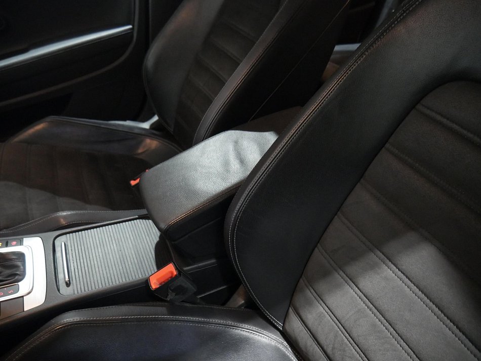 Volkswagen CC 2.0TSI 