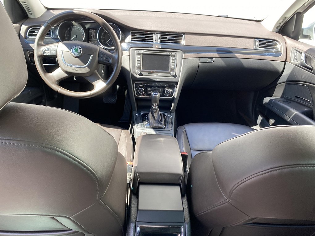 Škoda Superb II 2.0 TDi L&K 4x4
