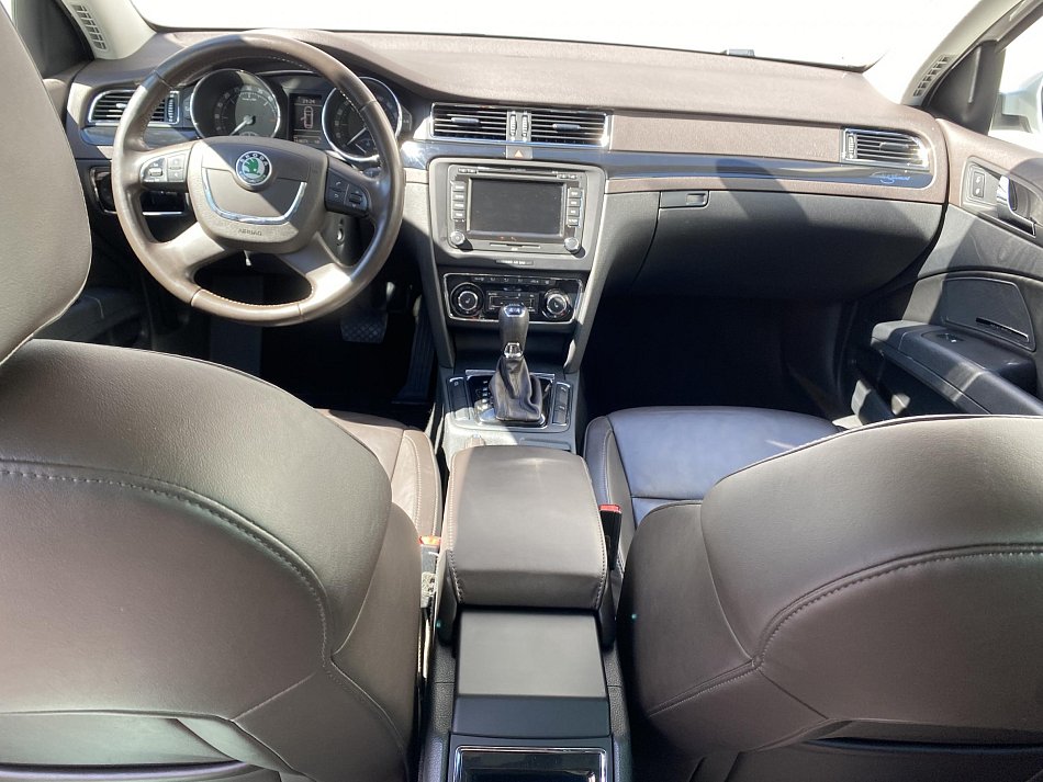 Škoda Superb II 2.0 TDi L&K 4x4