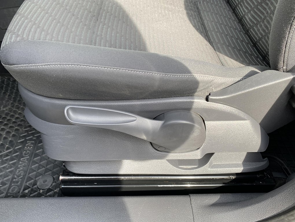 Volkswagen Caddy 2.0TDi Comfortline MAXi 7míst