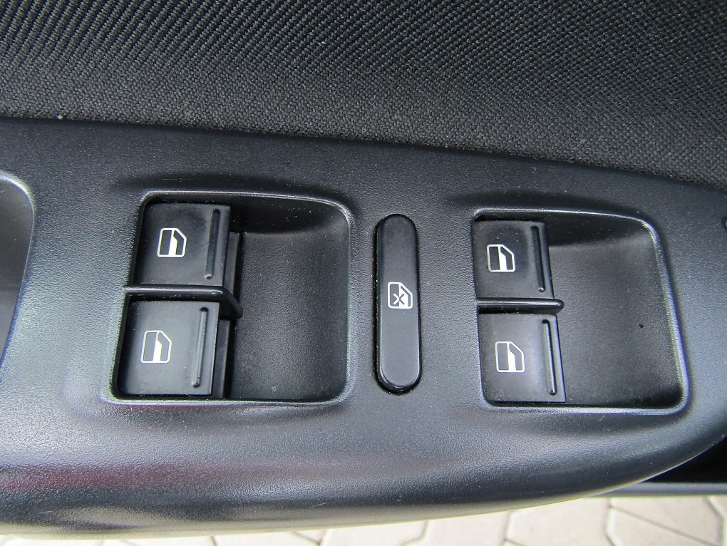 Škoda Octavia II 1.6 TDi 