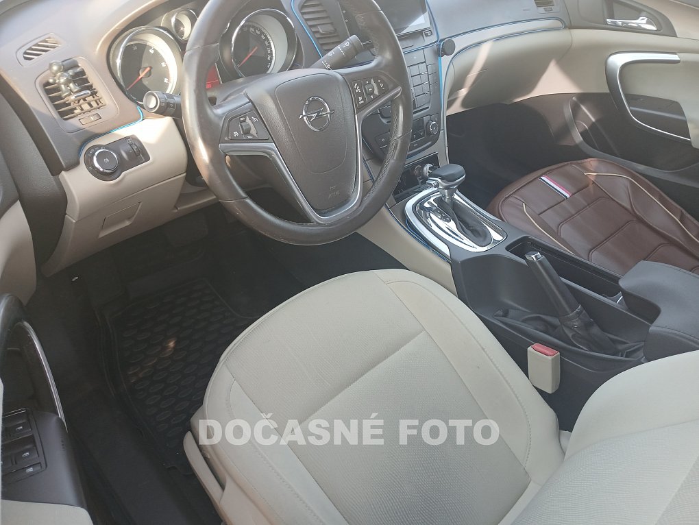 Opel Insignia 2.0CDTi 
