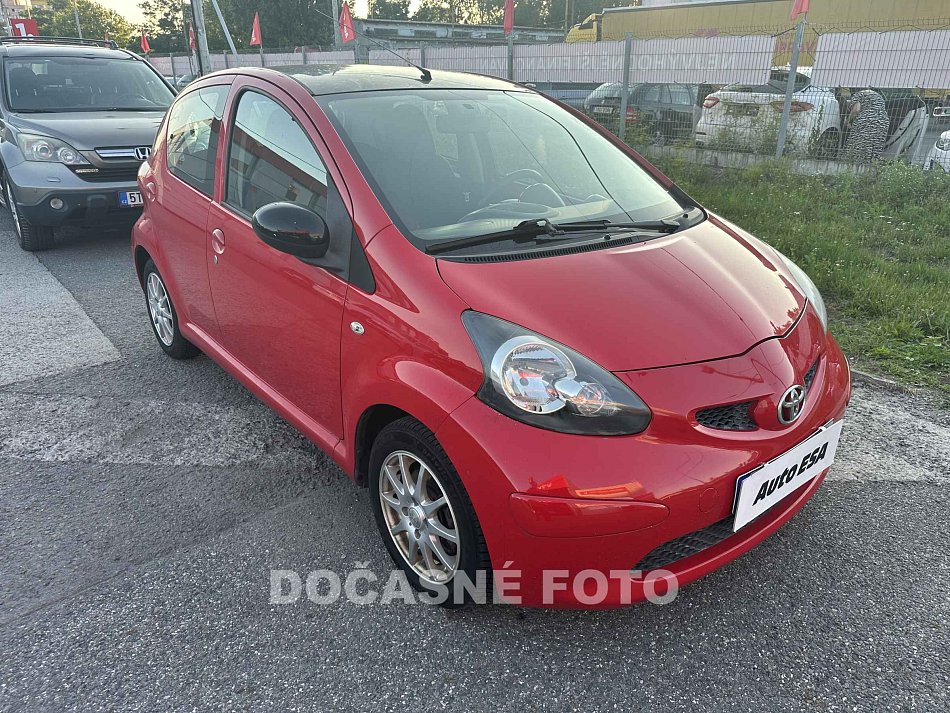 Toyota Aygo 1.0i 