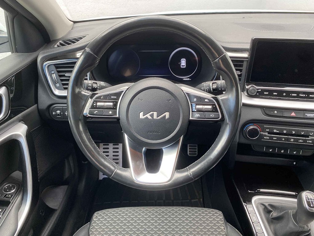 Kia Ceed 1.6 CRDi TOP