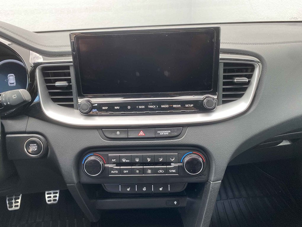 Kia Ceed 1.6 CRDi TOP