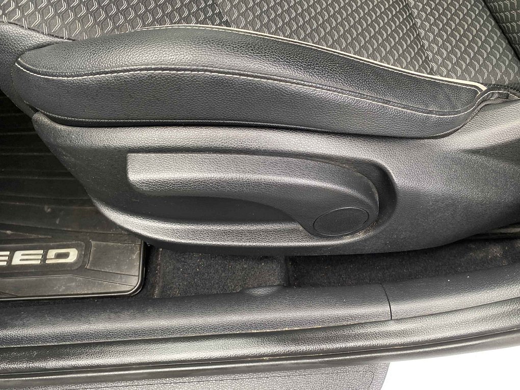 Kia Ceed 1.6 CRDi TOP