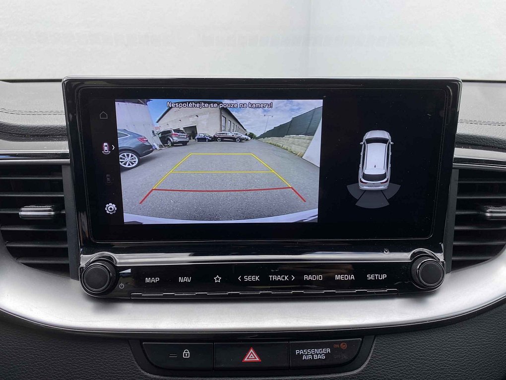 Kia Ceed 1.6 CRDi TOP