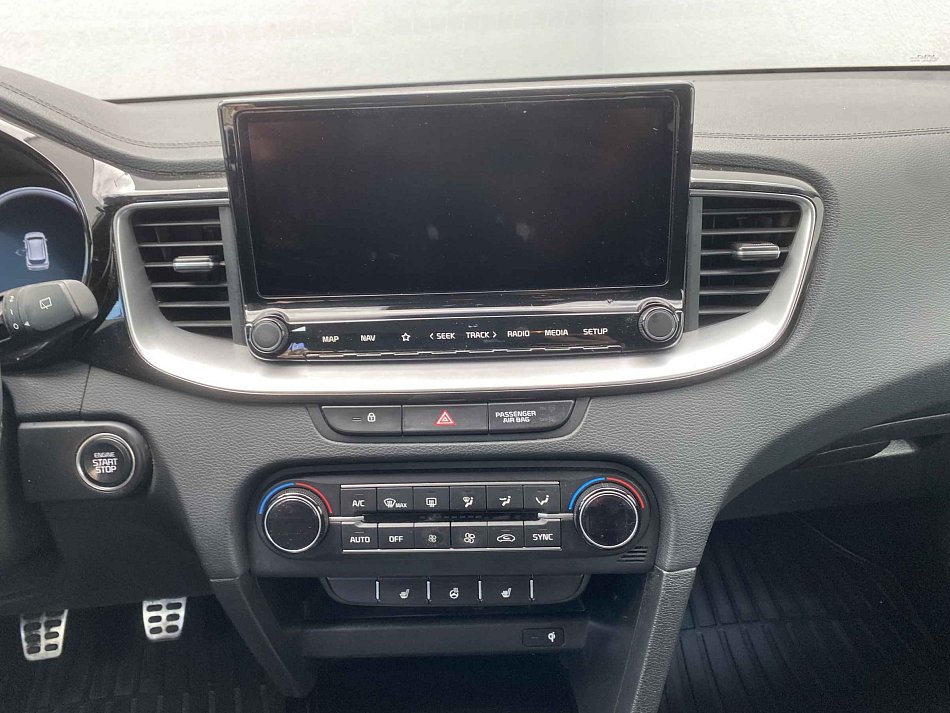 Kia Ceed 1.6 CRDi TOP