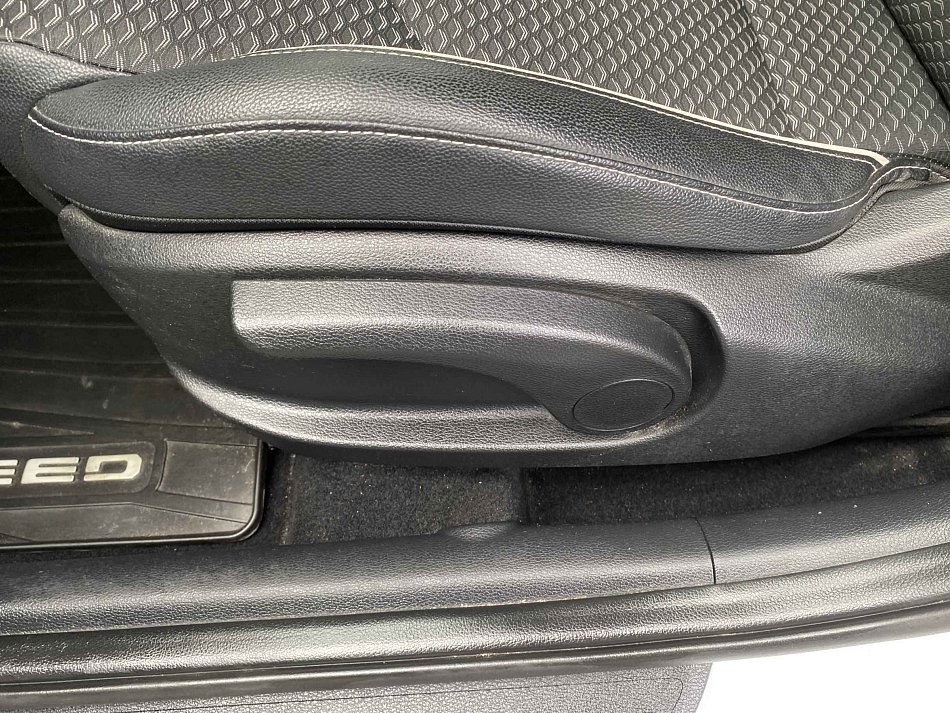 Kia Ceed 1.6 CRDi TOP