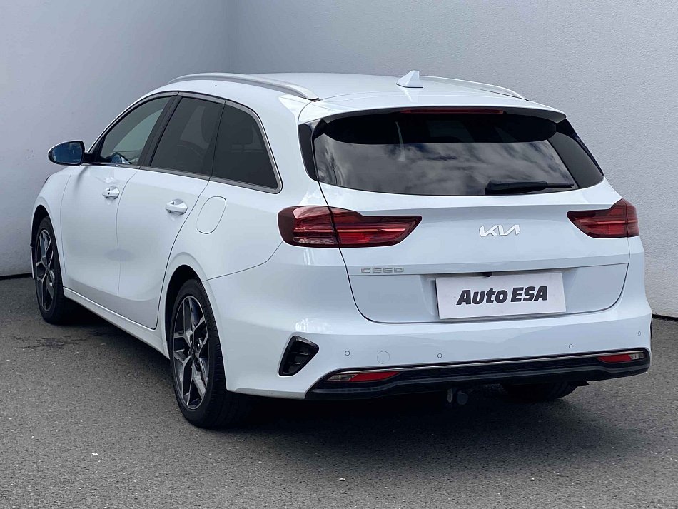 Kia Ceed 1.6 CRDi TOP