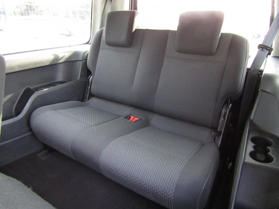 Volkswagen Caddy 2.0TDi Trendline MAXi 7míst