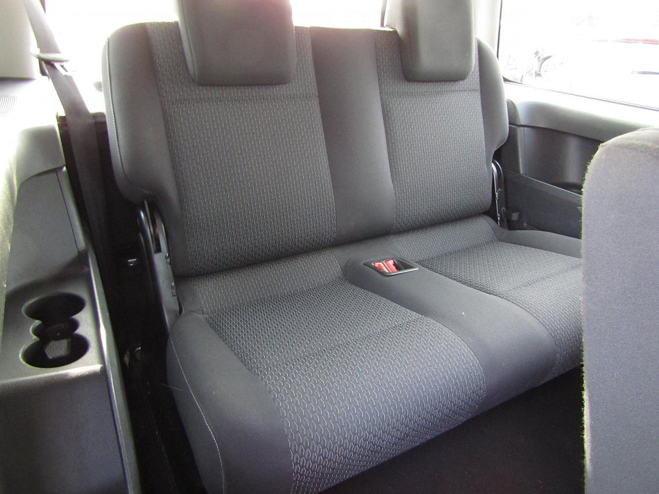 Volkswagen Caddy 2.0TDi Trendline MAXi 7míst