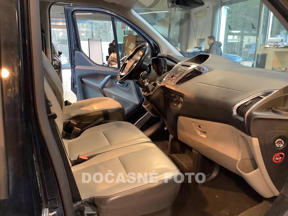 Ford Tourneo Custom 2.0 TDCi Titanium L2