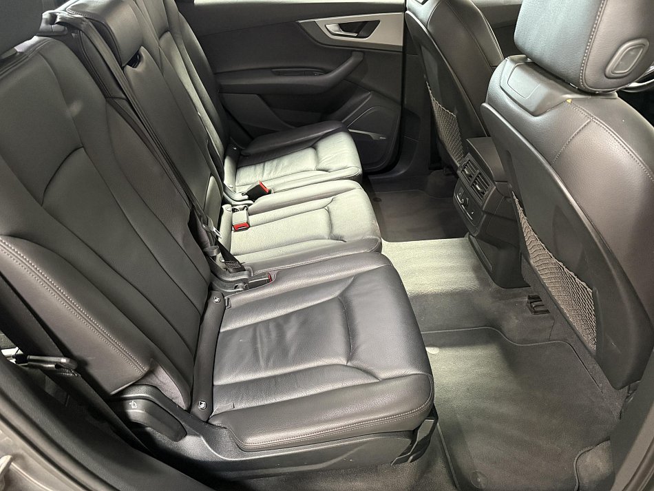 Audi Q7 3.0 TDi  Quattro