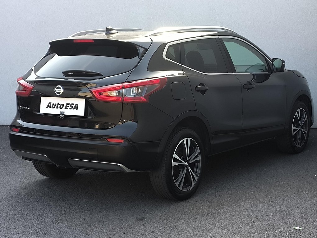 Nissan Qashqai 1.2 DIG-T N-Connecta